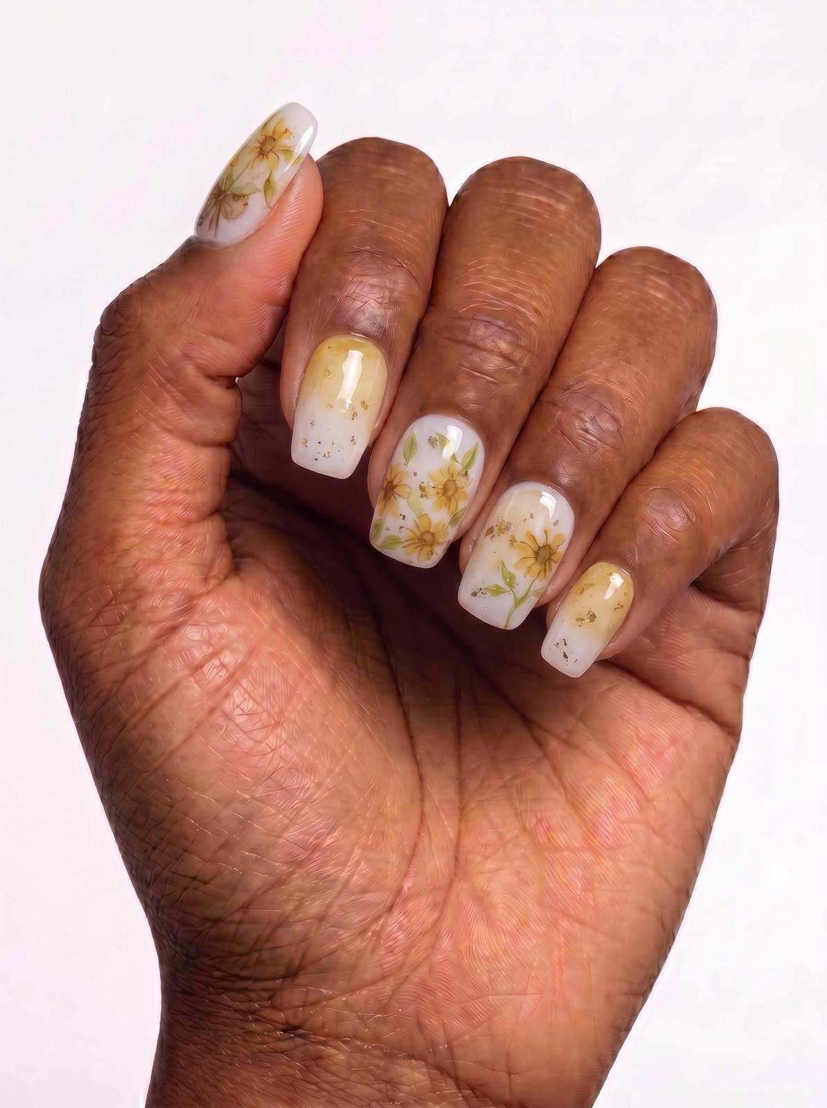 Aureline Flora Nails