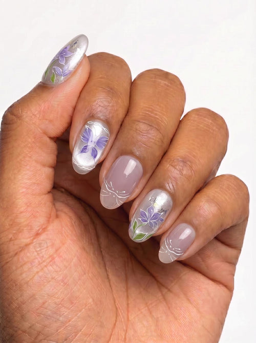 Dewlace Nails
