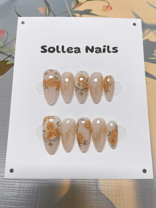 Golden Apricot Roses