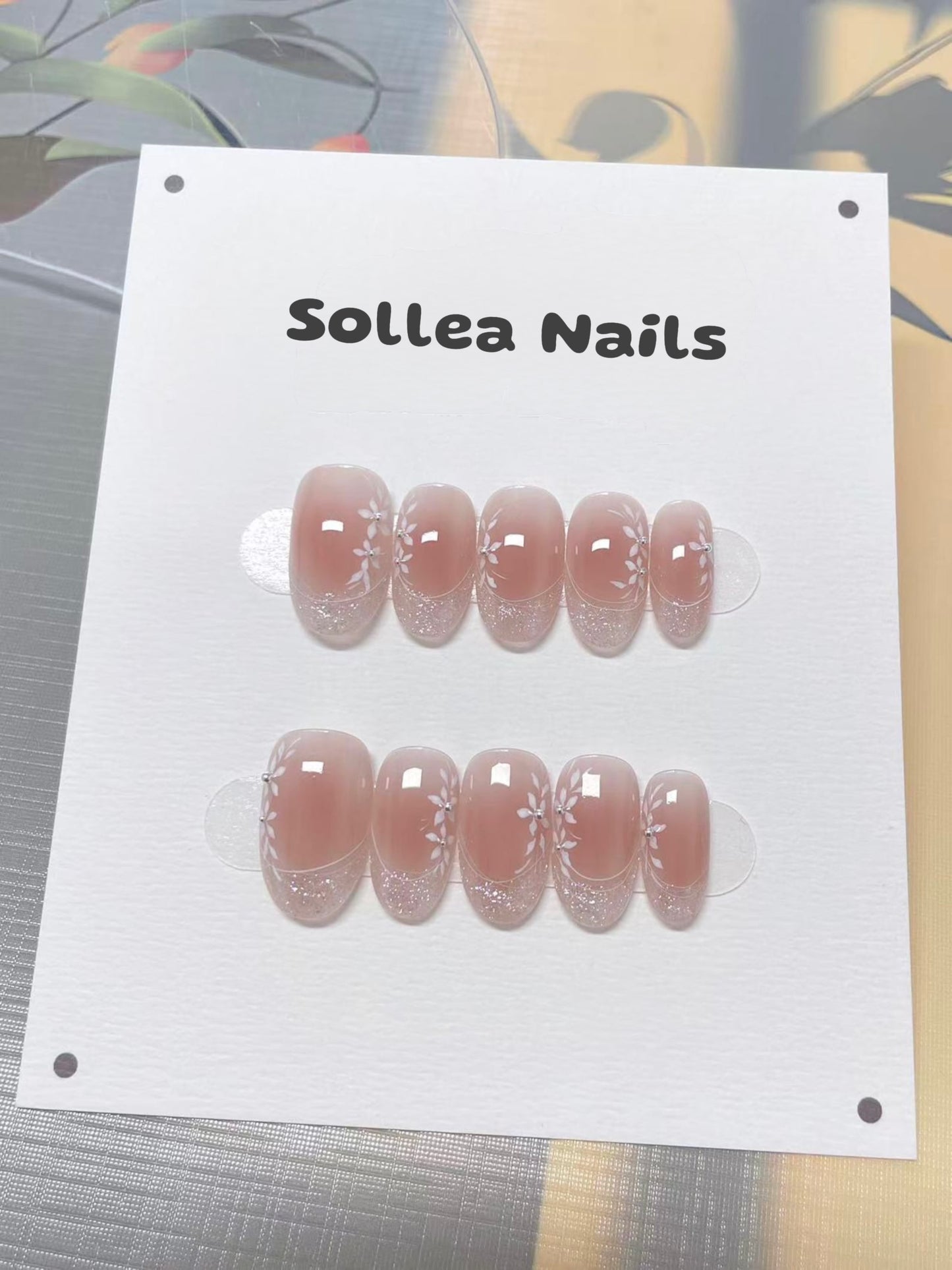 Nude Glitter Bloom Nails