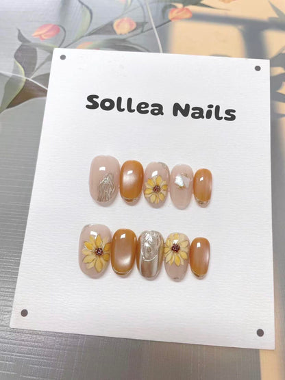 Golden Petal Nails
