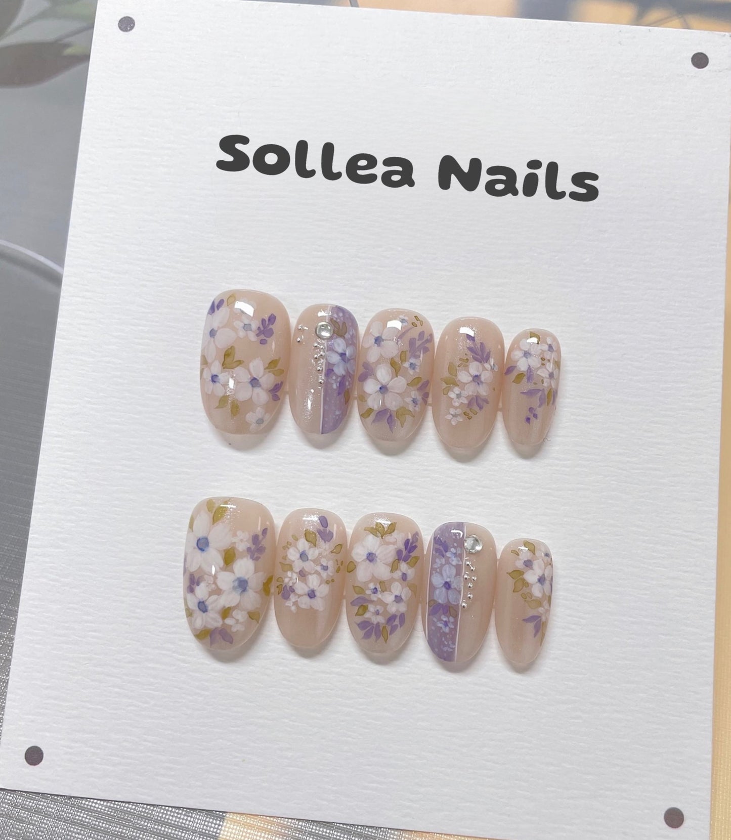 Daylight Flora Nails
