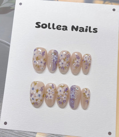 Daylight Flora Nails