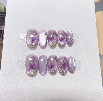 Plumette Nails