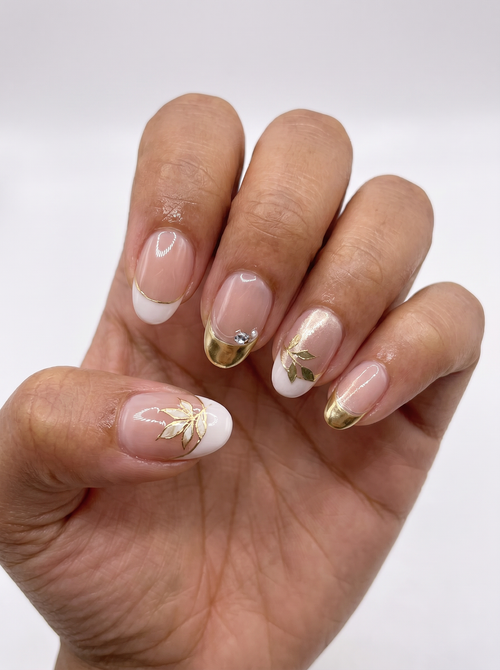 Golden Leaf Nails